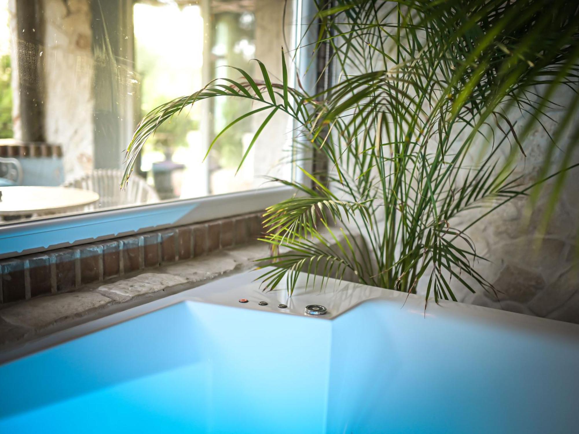 Paradise Ranch Hotel Borgo Sabotino Exterior foto
